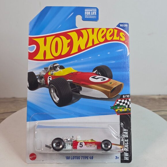 Hot Wheels Die-Cast Car Collection: 68 Lotus Type 49 Dimachinni Veloce & Aston M - Picture 2 of 16